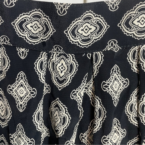 Button Down 90s Maxi Skirt - Picture 10 of 16